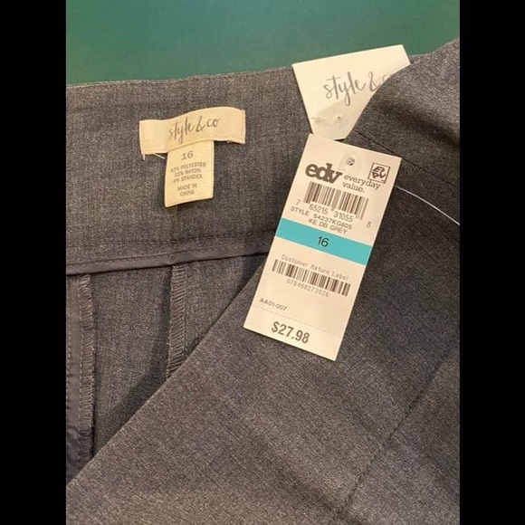 NWT Plus Size Style & Co. Wide Leg Slacks Dress Pants, Size 16 - Picture 7 of 7